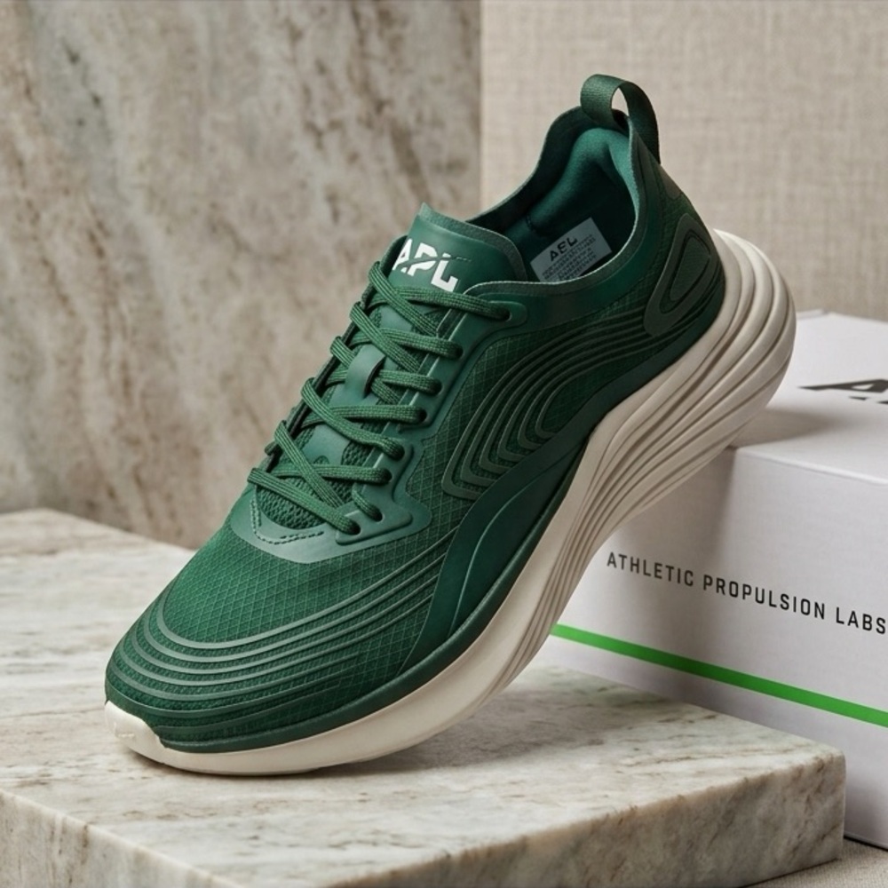 APL Men's Streamline Great Green/White Running Shoe Sz 10